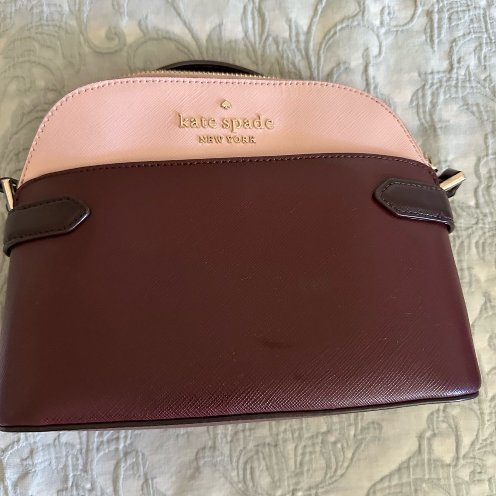 Kate spade ♠️  crossbody purse pink and burgundy color block prize, gently used